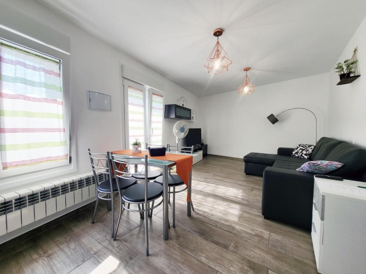 Apartamento Del Puente Autol Экстерьер фото